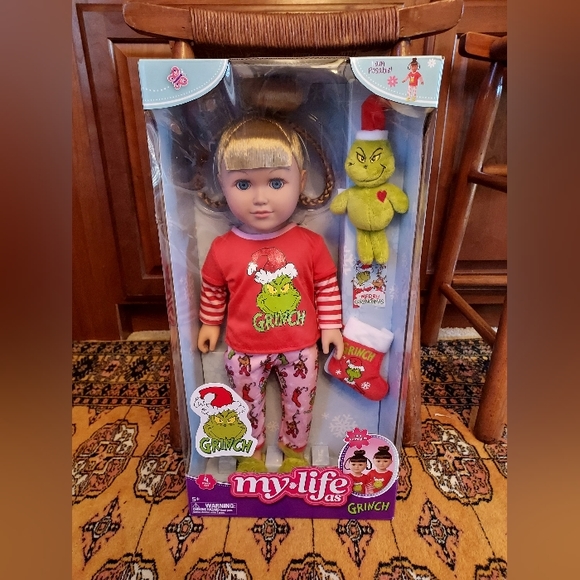Grinch My Life Dollnull